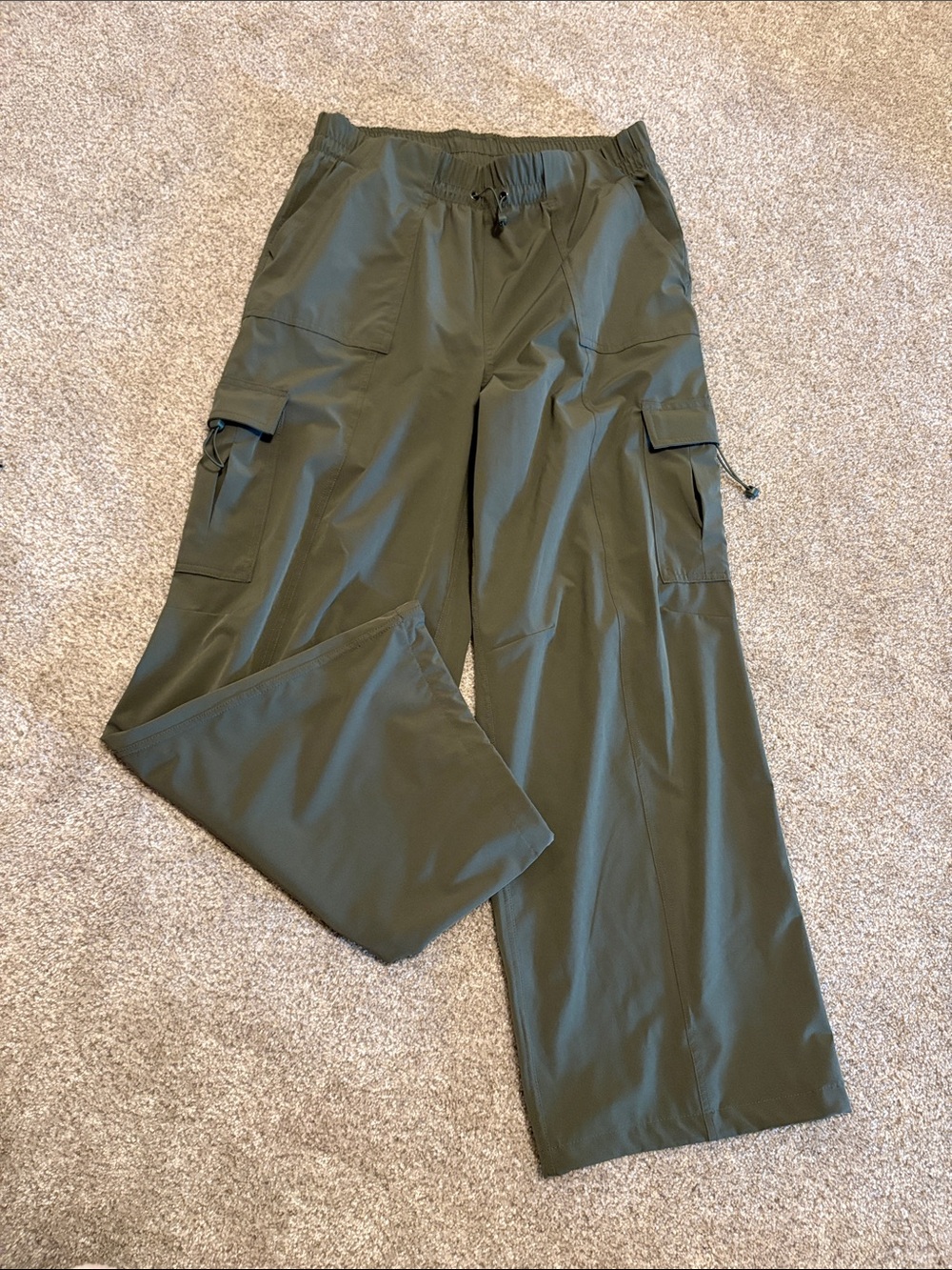 Avia Women’s Green Cargo Pants